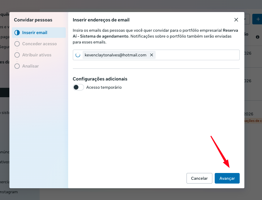 Janela Convidar pessoas com o e-mail da equipe Reserva Aí